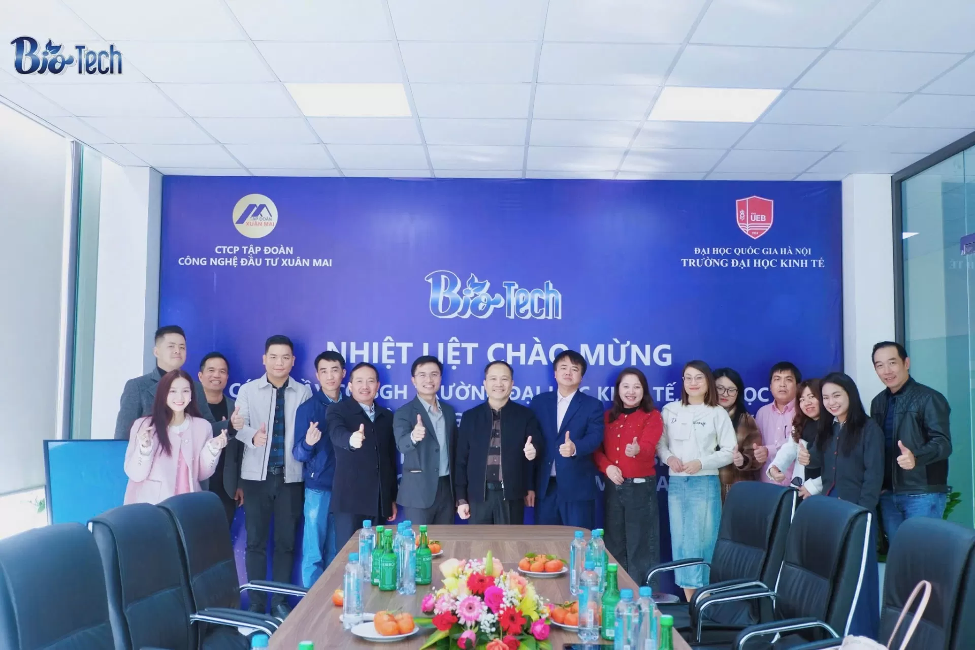 NHÀ MÁY BIOTECH ĐÓN ĐOÀN TRƯỜNG ĐẠI HỌC KINH TẾ - ĐẠI HỌC QUỐC GIA HÀ NỘI VỀ THĂM